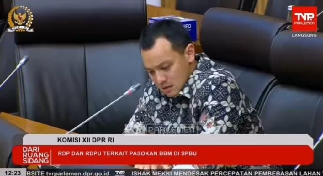 Anggota Komisi XII DPR RI, Moreno Soeprapto menyampaikan hasil dari Rapat Dengar Pendapat Umum (RDPU) bersama PT Pertamina Patra Niaga dan beberapa pihak swasta yang bergerak di bidang ritel Bahan Bakar Minyak.