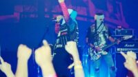 Bank punk asal Purbalingga, Sukatani, akhirnya buka suara usai menjadi sorotan lewat lagunya berjudul "Bayar Bayar Bayar".