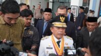 Gubernur Jambi Dr. H. Al Haris, S.Sos, MH menyampaikan pidato pertamanya setelah dilantik pada 20 Februari yang lalu dalam Rapat Paripurna DPRD Provinsi Jambi
