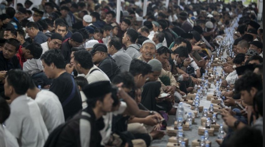 Puasa adalah salah satu pilar penting dalam ajaran Islam, terutama selama bulan Ramadan.