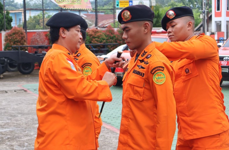 Dalam mengantisipasi keramaian arus mudik yang berpotensi membahayakan manusia, Basarnas Kantor SAR Jambi menggelar siaga SAR khusus Lebaran 1446 H.