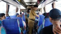 Ada sebanyak 200 warga Jambi asal Pulau Jawa dan Sumbar menikmati mudik lebaran gratis yang diadakan Gubernur Jambi, Al Haris.