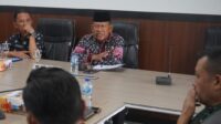 Wabup Merangin H A Khafid Moein saat memimpin jalannya rapat koordinasi rencana penertiban RTH dalam Kota Bangko, di Ruang Rapat Kantor Bupati Merangin, Kamis (10/4/2025).