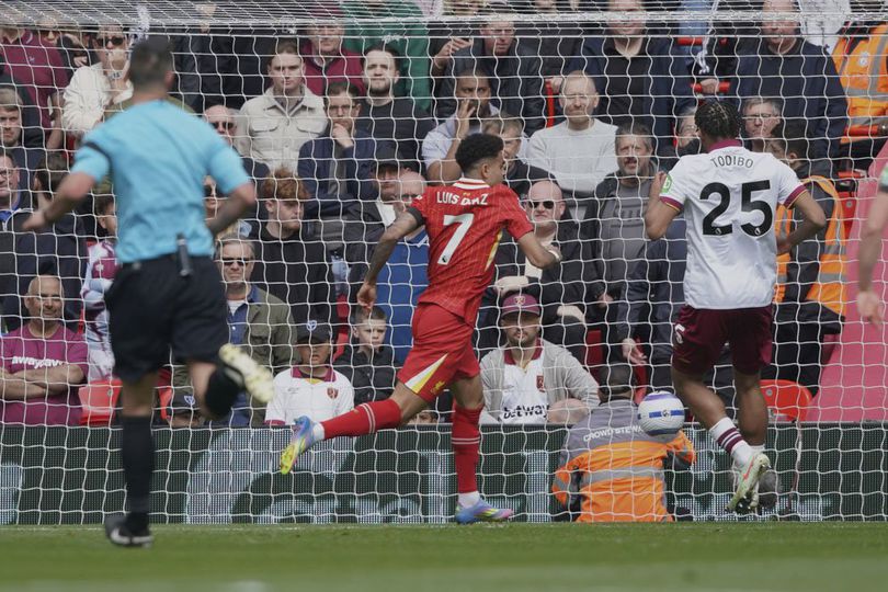 liverpool tekuk west ham