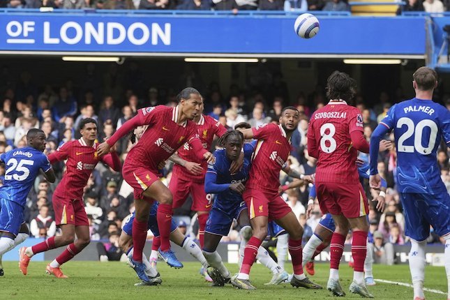 chelsea hajar liverpool