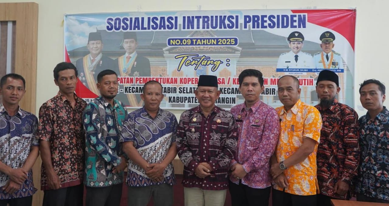Wabup Merangin H A Khafid membuka Sosialisasi Instruksi Presiden (Inpres) nomor 09 tahun 2025, tentang Percepatan Pembentukan Koperasi Desa/Kelurahan Merah Putih, di Pusat Pelatihan Terpadu Sungai Misang, Kamis (15/5/2025).