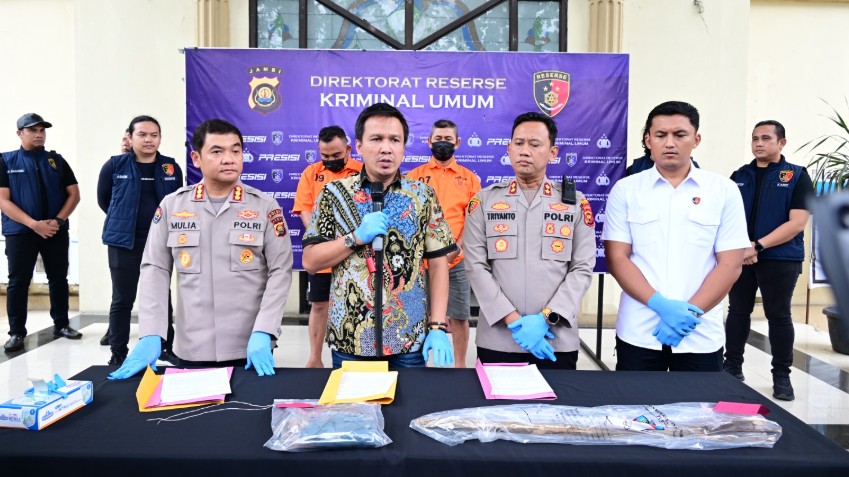 Direktorat Reserse Kriminal Umum (Ditreskrimum) Polda Jambi berhasil mengamankan pelaku pengeroyokan yang terjadi di Desa Betung Bedarah Barat, Kecamatan Tebo Ilir, Tebo.