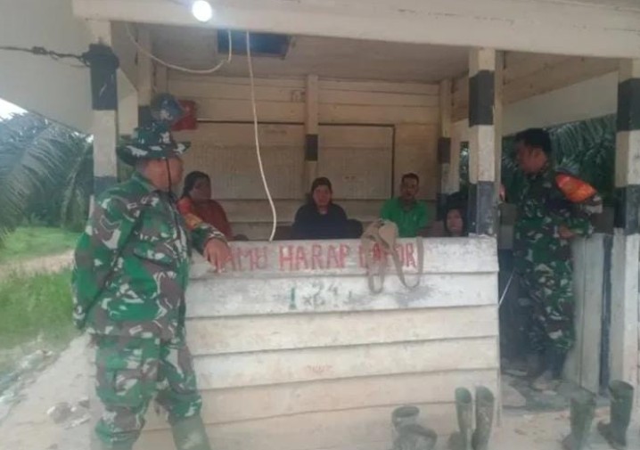 Kebakaran Hutan dan Lahan (Karhutla) merupakan bencana ekologis yang berdampak serius, baik terhadap kesehatan masyarakat, kelestarian lingkungan, maupun sektor ekonomi.