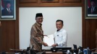 Gubernur Jambi, Al Haris, bersama para Bupati/Wali Kota se-Provinsi Jambi dan anggota Komisi V DPR RI melakukan kunjungan resmi ke Kementerian Pekerjaan Umum (PU) di Kantor Kementerian PU