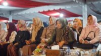 Ketua TP PKK dan pembina Dekranasda Kabupaten Muaro Jambi Habibah Najmi S.E menghadiri kegiatan malam puncakperingatan HUT Provinsi Jambi Ke-68 Telanai Fest 2025