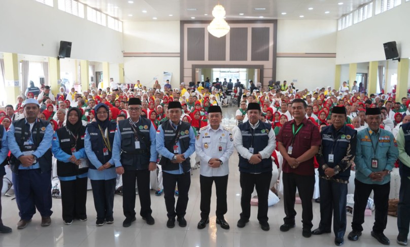 Gubernur Jambi, Dr. H. Al Haris, S.Sos. MH mengemukakan, Pemerintah Provinsi (Pemprov) Jambi menganggarkan dana untuk mendukung kegiatan ibadah haji, termasuk akomodasi bagi jemaah haji domestik dari Bandara Sultan Thaha Jambi