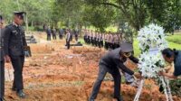 Penyidik kepolisian daerah Polda Jambi bersama tim dari Polresta Jambi masih mendalami penyebab tewasnya Aipda Hendra, anggota Polres Muaro Jambi.