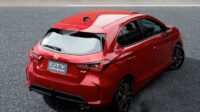 Mobil hatchback adalah salah satu jenis mobil yang populer di berbagai negara, termasuk Indonesia.