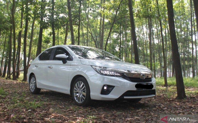 Mobil sedan telah lama menjadi ikon dalam industri otomotif.