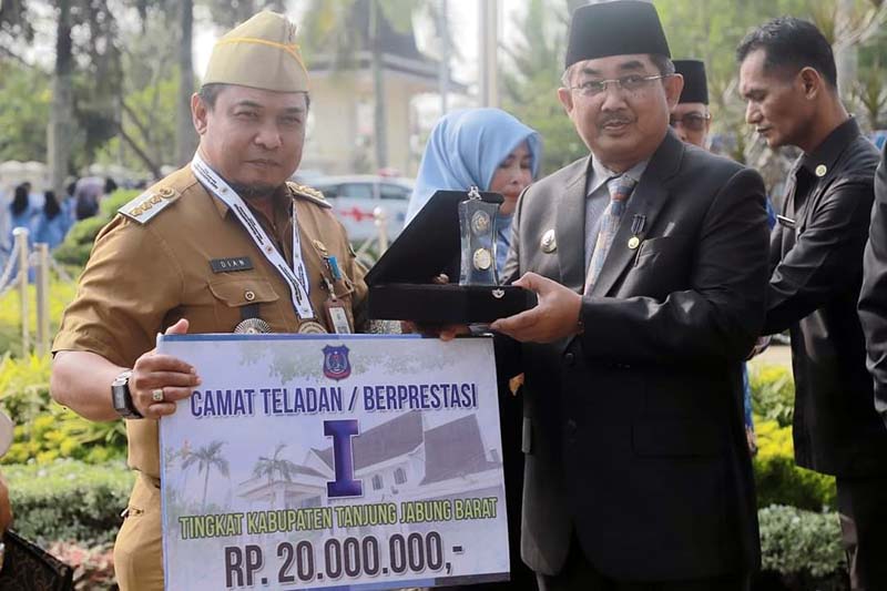 camat teladan 2023