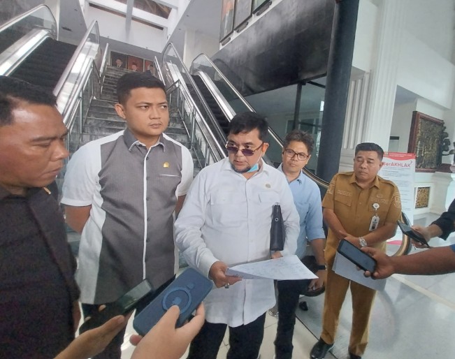 Komisi III DPRD Provinsi Jambi Rapat Dengar Pendapat (RDP) Islamic Center dengan Dinas Pekerjaan Umum dan Perumahan Rakyat (PUPR) Provinsi Jambi pada Selasa (10/6/2025) lalu.