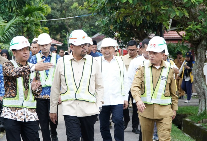 Wakil KSP M. Qodari dan Gubernur Al Haris Tinjau Pembangunan Sekolah Rakyat di Jambi Wakil KSP M. Qodari dan Gubernur Al Haris Tinjau Pembangunan Sekolah Rakyat di Jambi