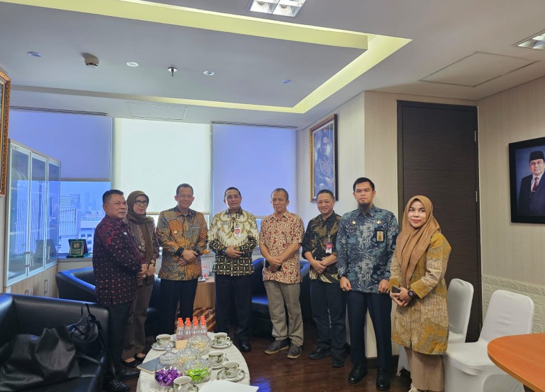 Bupati Muaro Jambi Bambang Bayu Suseno (BBS) baru-baru ini mengadakan audensi dengan Direktur BUMD, BLUD dan BMD Ditjen Bina Keuangan RI Drs Yudha Ramli, di Jakarta.