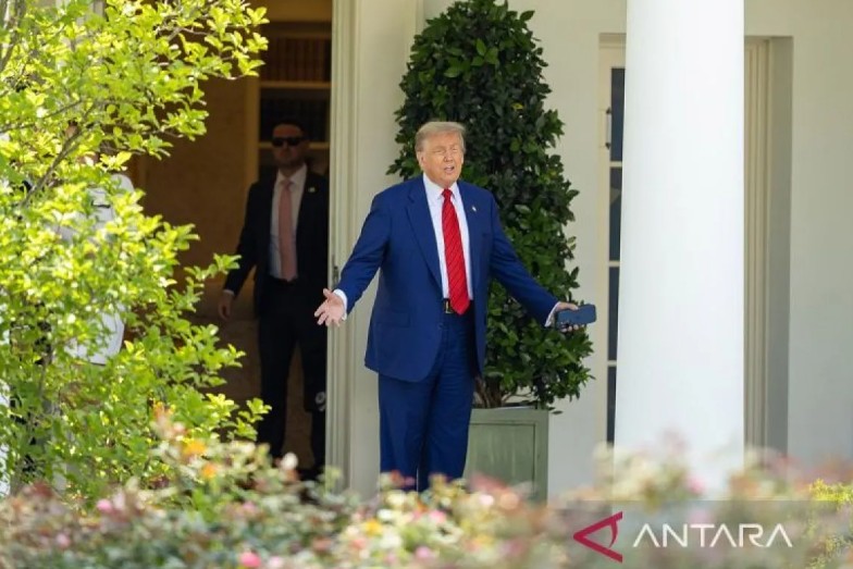 Presiden AS, Donald Trump menyatakan, jika eskalasi di Timur Tengah terus berlanjut, maka serangan berikutnya terhadap Iran bisa jauh lebih buruk dampaknya. Presiden AS, Donald Trump menyatakan, jika eskalasi di Timur Tengah terus berlanjut, maka serangan berikutnya terhadap Iran bisa jauh lebih buruk dampaknya.