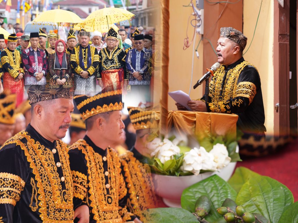 Bupati Monadi Dianugerahi Gelar Adat “Depati Meletap Bumi” Bupati Monadi Dianugerahi Gelar Adat “Depati Meletap Bumi”