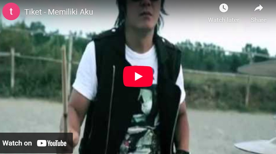 lagu memiliki aku tiket.
