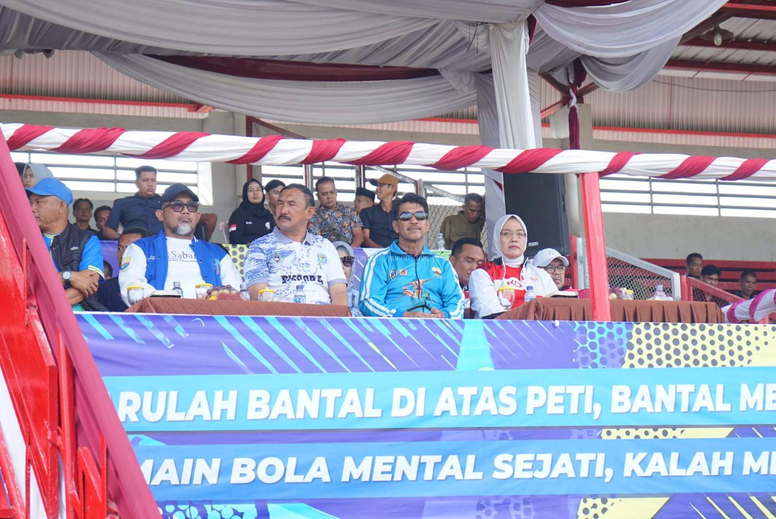najmi hadir pembukaan gubernur cup