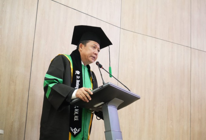 Bupati Muaro Jambi Bambang Bayu Suseno, SP, MM, MSi berhasil meraih gelar Doktor Prodi S3 Ilmu Pertanian Program Doktor Pascasarjana Universitas Jambi.