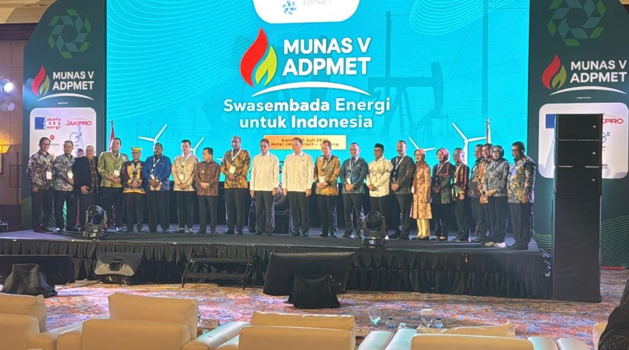 Gubernur Jambi Al Haris Hadiri Musyawarah Nasional V ADPMET di Jakarta Gubernur Jambi Al Haris Hadiri Musyawarah Nasional V ADPMET di Jakarta