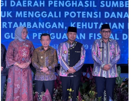 Gubernur Al Haris Dorong Peningkatan Potensi Bagi Hasil Sawit, Hutan dan Tambang Gubernur Al Haris Dorong Peningkatan Potensi Bagi Hasil Sawit, Hutan dan Tambang