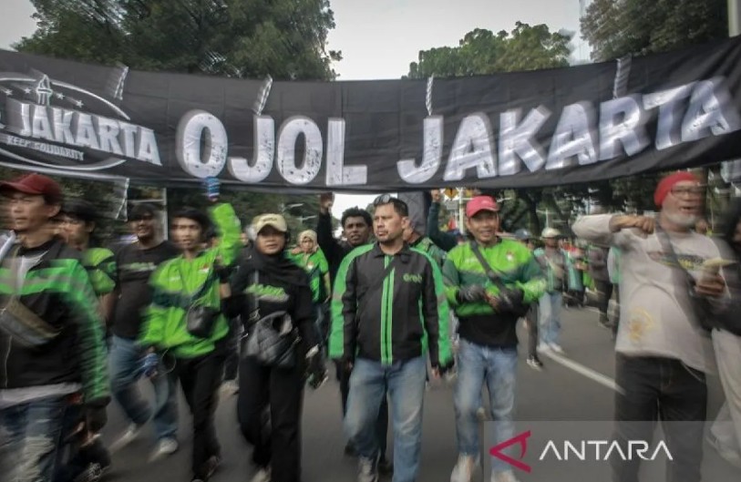 Puluhan Ribu Driver Ojol Bakal Demo di Istana Merdeka, Ini Tuntutannya Puluhan Ribu Driver Ojol Bakal Demo di Istana Merdeka, Ini Tuntutannya