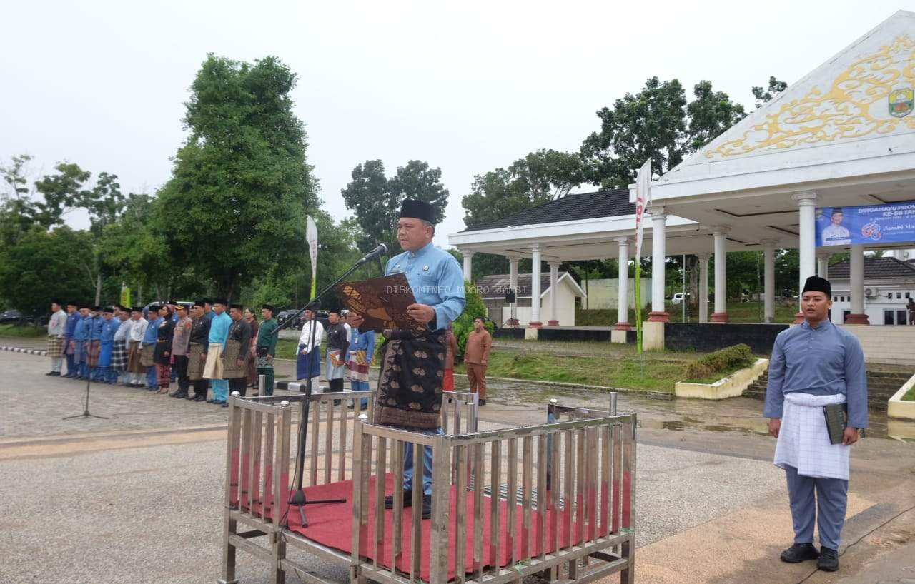 sekda pimpin upacara hut jambi