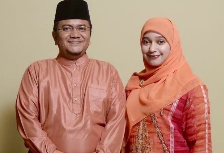 Wali Kota Jambi dr Maulana (kiri) beserta istri. Foto : ist