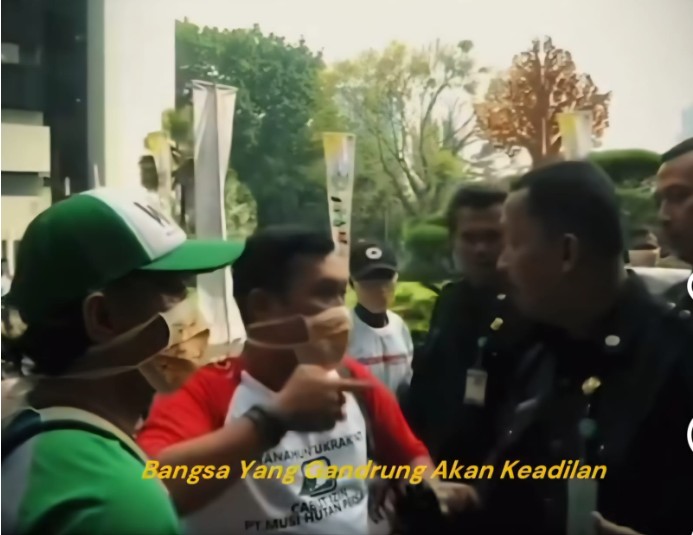 Menggebrak Batas: Tubagus, Pemimpin Sejati di Tengah Aksi Massa