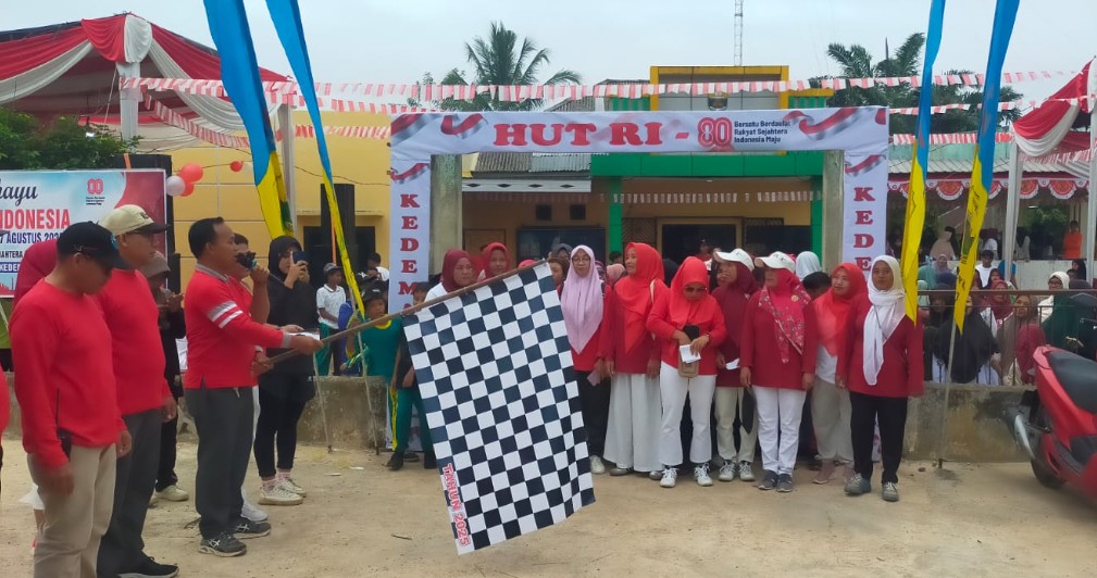 Meriah! Desa Kedemangan Gelar Jalan Sehat HUT RI ke-80