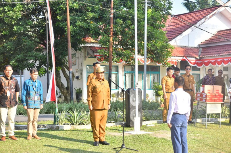 Sambangi Murid Sekolah Rakyat, Kepedulian Maulana Terhadap Pendidikan Anak anak Kurang Mampu di Kota Jambi