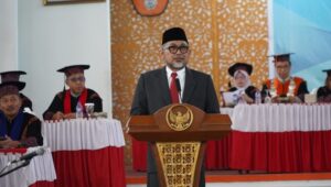Sekda Sudirman: Wisuda Bukanlah Akhir, Tetapi Awal Pengabdian Untuk Bangsa