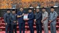 Semua fraksi dewan setujui Ranperda APBD Merangin Tahun 2025 menjadi Perda. foto: Edo Guntara