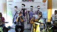 lagu padamu ku bersujud ada band.