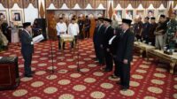 Gubernur Jambi, Al Haris saat melantik Pimpinan Badan Amil Zakat Nasional Provinsi Jambi Periode 2025-2030.