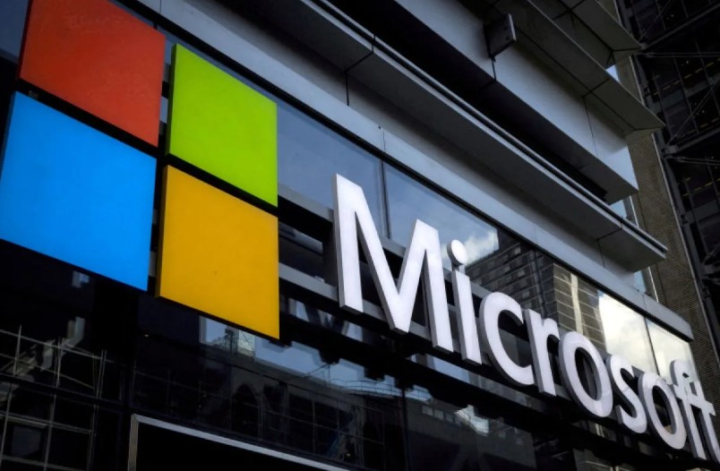 Microsoft Berinvestasi Melatih Model AI Milik Sendiri