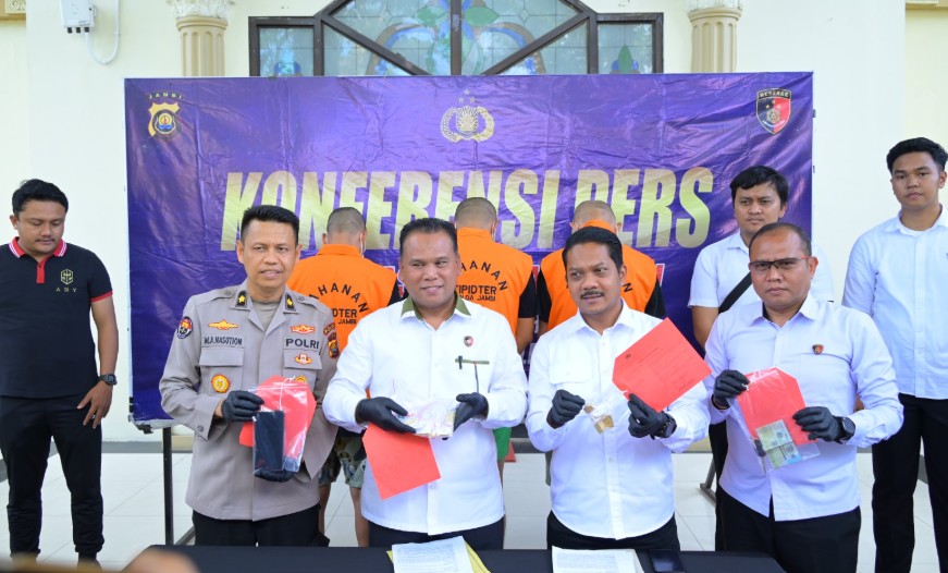 Ditreskrimsus Polda Jambi Gagalkan Perdagangan Emas 1,7 Kg Hasil Tambang Ilegal