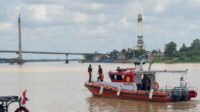Sedang Bersihkan Kapal, Idris Hilang di Pelabuhan Pasir Sungai Batanghari
