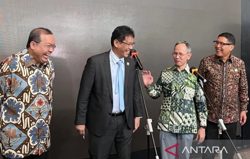 Menkeu Purbaya Optimis IHSG Melesat "To The Moon" Menkeu Purbaya Optimis IHSG Melesat "To The Moon"