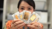 Harga Emas Antam Hari Ini Turun Rp13.000