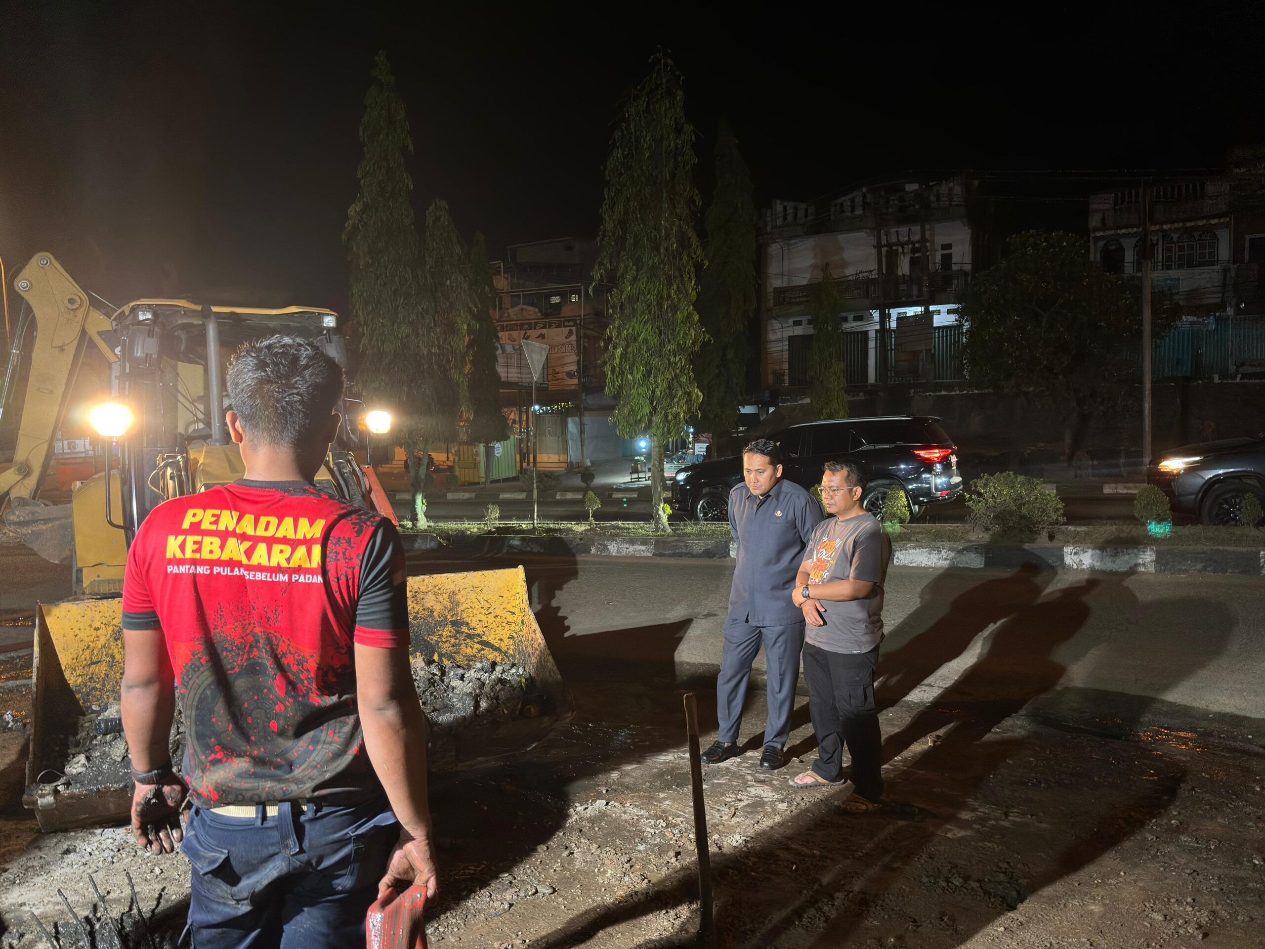 Bupati Merangin H M Syukur meminta seluruh organisasi perangkat daerah (OPD) yang memiliki kegiatan fisik agar benar-benar melakukan pengawasan terhadap jalannya pembangunan.