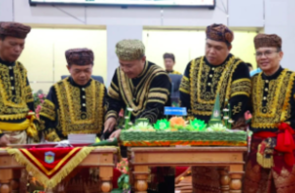 Sidang Paripurna Istimewa HUT ke-17 Kota Sungai Penuh