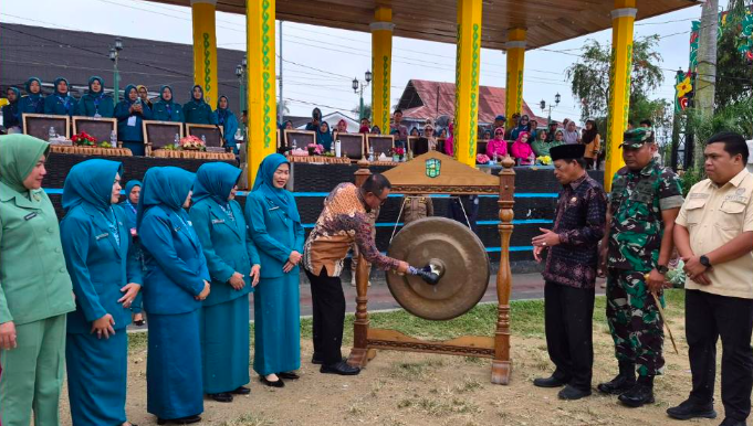 Pembukaan Jambore PKK dan Pasar Rakyat