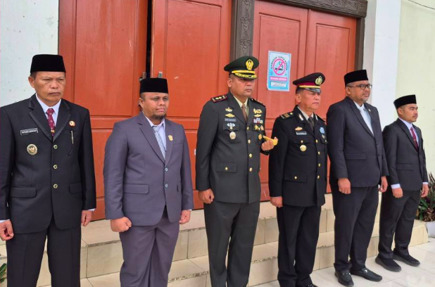 Upacara Peringatan Hari Sumpah Pemuda Ke - 97 Upacara Peringatan Hari Sumpah Pemuda Ke - 97