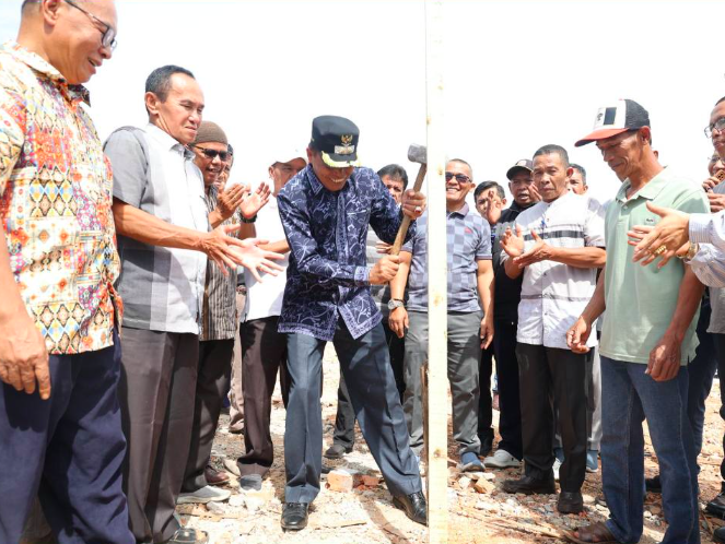 Pemasangan Tonggak Pertama Pasar Sungai Penuh Pemasangan Tonggak Pertama Pasar Sungai Penuh