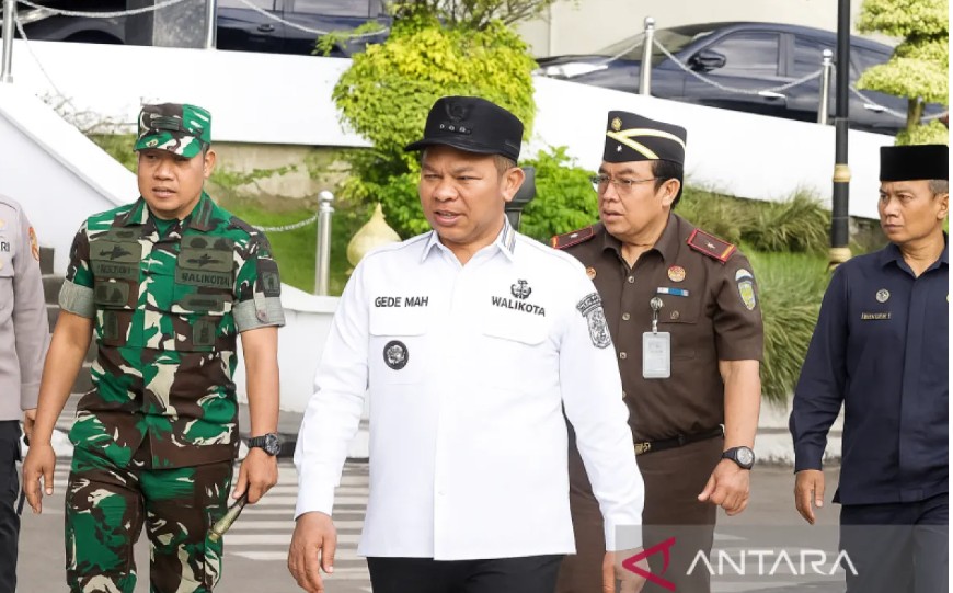 Gubernur Riau Abdul Wahid Kena OTT KPK Gubernur Riau Abdul Wahid Kena OTT KPK